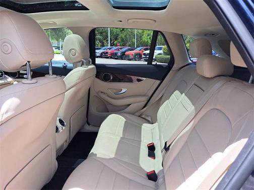 2021 Mercedes-Benz GLC 300 Base