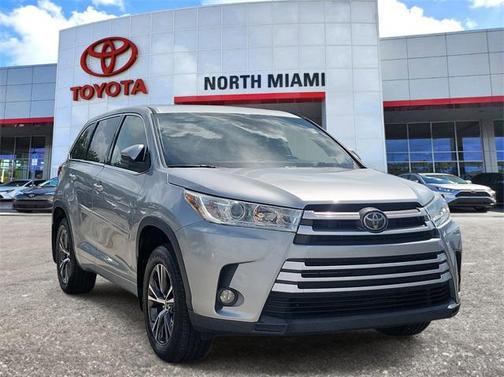 2018 Toyota Highlander LE