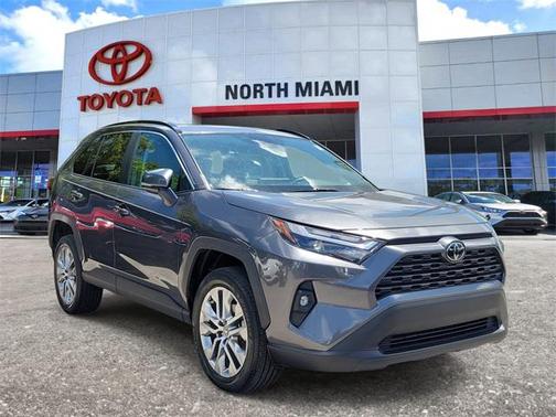 2023 Toyota RAV4 XLE Premium
