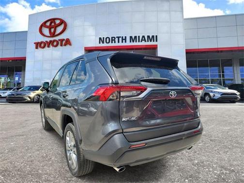 2023 Toyota RAV4 XLE Premium