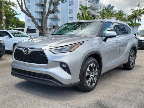 2021 Toyota Highlander XLE
