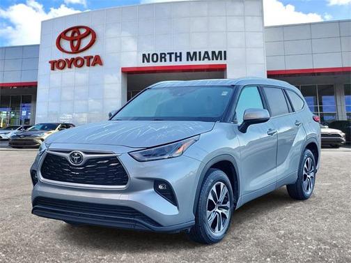 2021 Toyota Highlander XLE