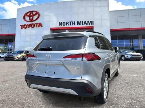 2022 Toyota Corolla Cross LE