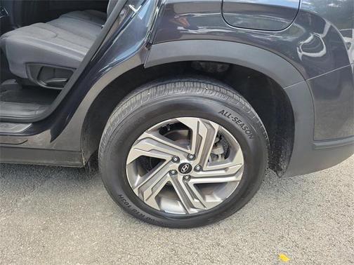 2023 Hyundai SANTA FE SEL 2.4