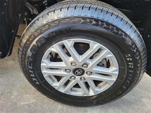 2025 Toyota Tundra SR5