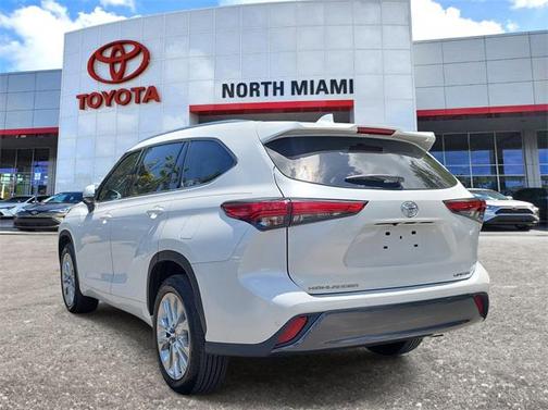 2023 Toyota Highlander Limited