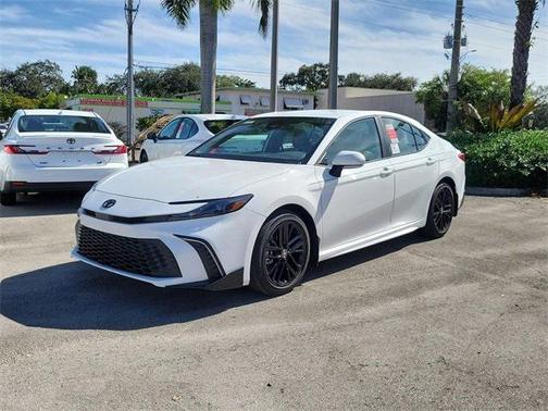 2026 Toyota Camry SE