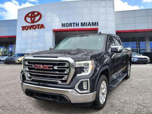 Onyx Black 2022 GMC Sierra 1500 SLT