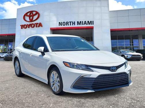 2024 Toyota Camry LE