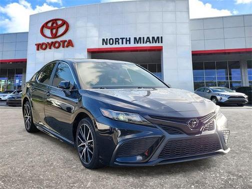2023 Toyota Camry SE