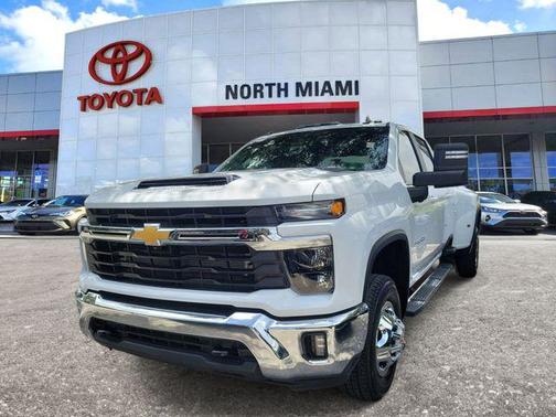 Summit White 2024 Chevrolet Silverado 3500 LT