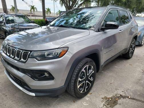 Billet Silver Metallic Clearcoat 2023 Jeep Compass Limited