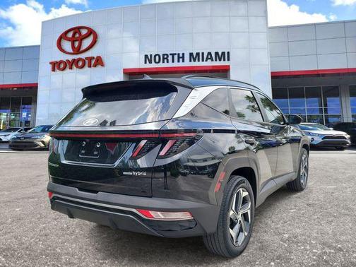 Phantom Black 2022 Hyundai TUCSON Hybrid SEL Convenience