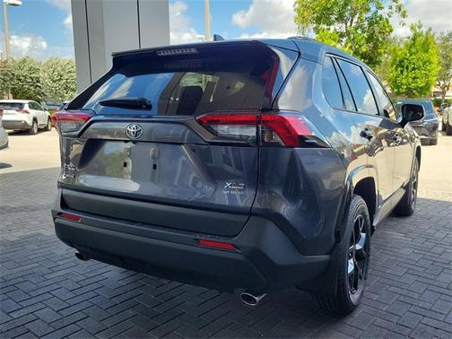 2025 Toyota RAV4 Hybrid XLE