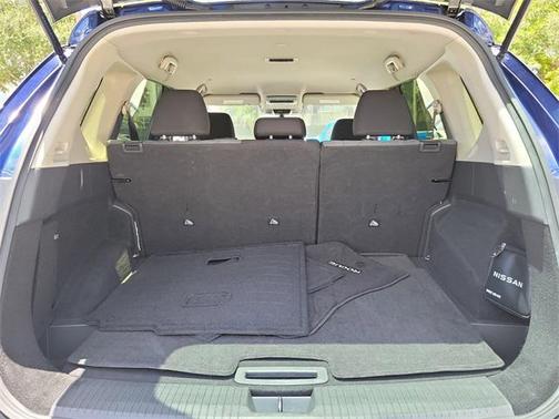 Caspian Blue Metallic 2023 Nissan Rogue SV