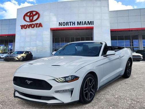 2022 Ford Mustang EcoBoost