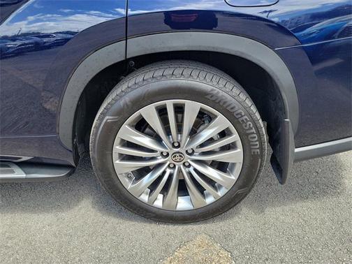 2024 Toyota Highlander Platinum