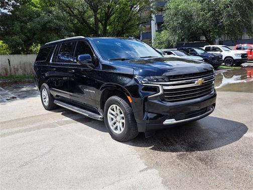 2021 Chevrolet Suburban LT