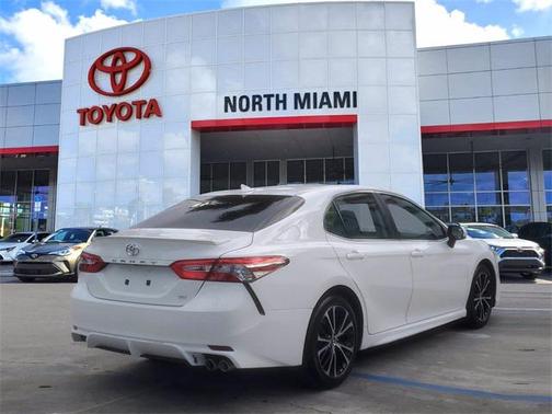 2019 Toyota Camry SE