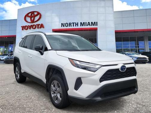 2024 Toyota RAV4 Hybrid SE