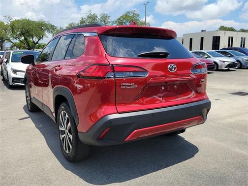 2022 Toyota Corolla Cross XLE