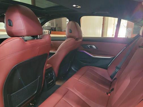 2022 BMW 330 330i