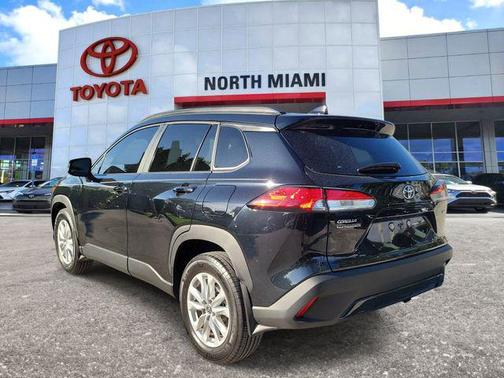 Jet Black 2025 Toyota Corolla Cross LE