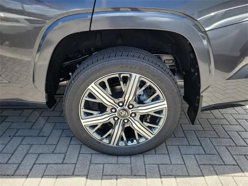 2025 Toyota Sequoia Base