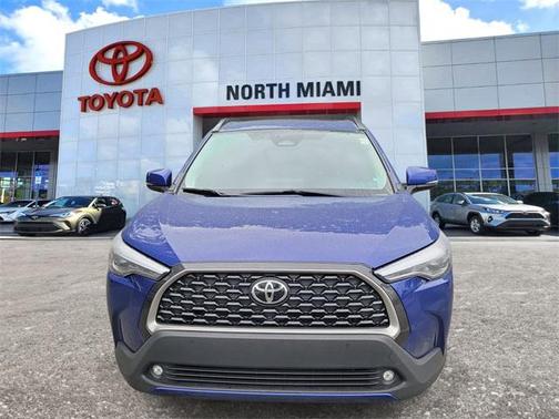 2023 Toyota Corolla Cross XLE