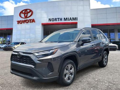 2022 Toyota RAV4 XLE