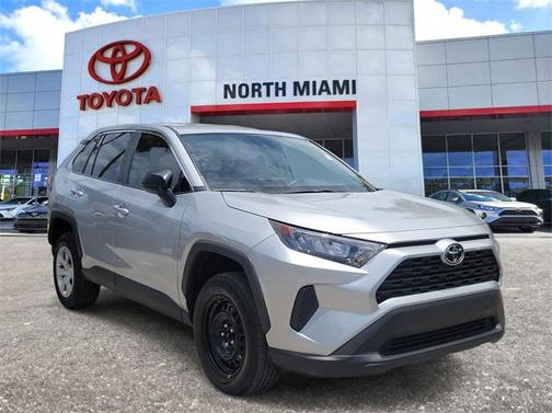 2022 Toyota RAV4 LE