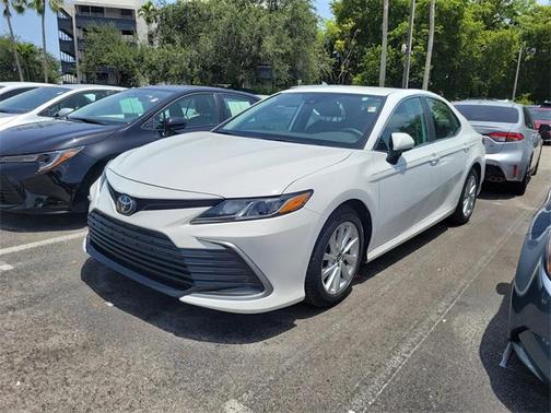 2022 Toyota Camry LE