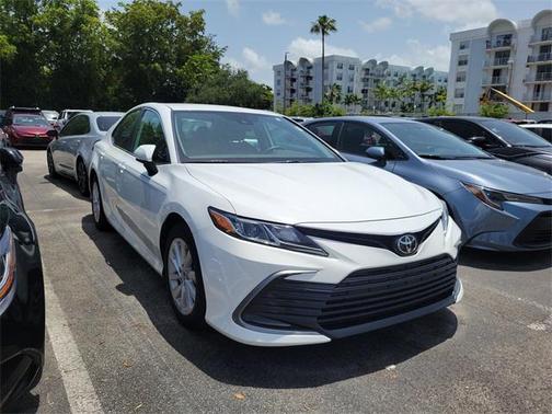 2022 Toyota Camry LE