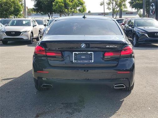 2022 BMW 530e Base