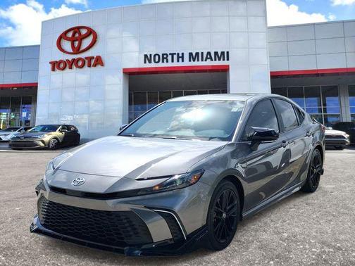Heavy Metal 2025 Toyota Camry SE