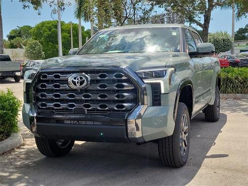 2025 Toyota Tundra Hybrid Platinum