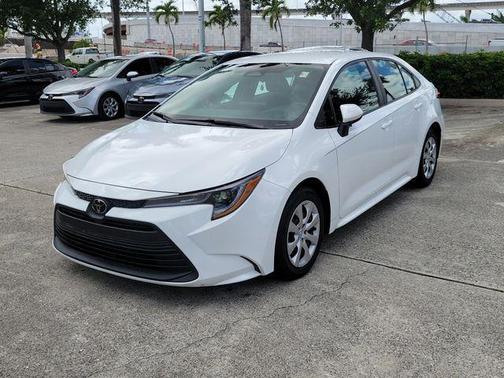 Ice 2024 Toyota Corolla LE