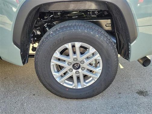 2025 Toyota Tundra SR5