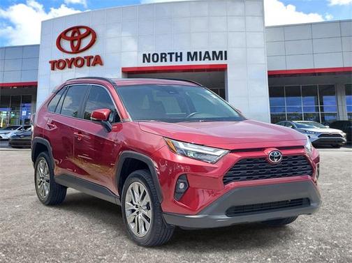 2022 Toyota RAV4 XLE Premium