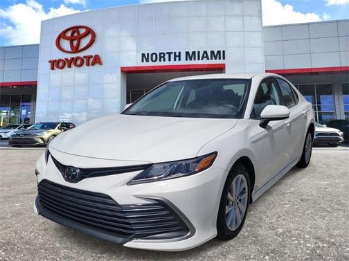 2022 Toyota Camry LE