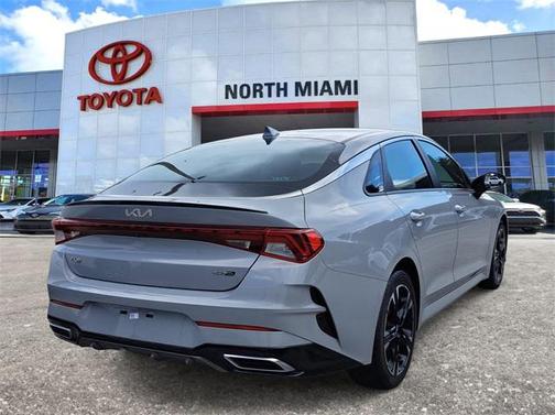 2022 Kia K5 GT-Line
