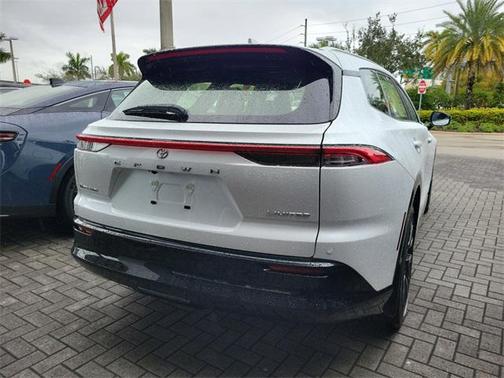 2026 Toyota Crown Signia Limited