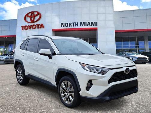 2021 Toyota RAV4 XLE Premium