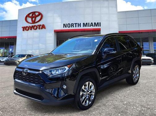2021 Toyota RAV4 XLE Premium
