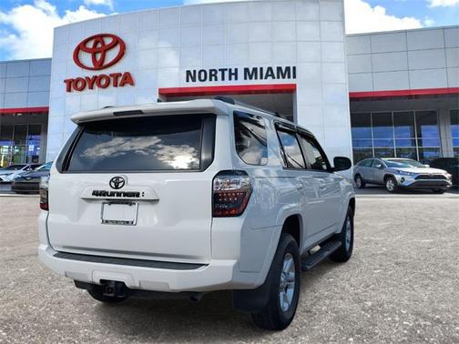 2022 Toyota 4Runner SR5 Premium