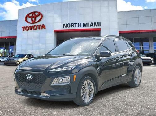 2021 Hyundai KONA SEL Plus