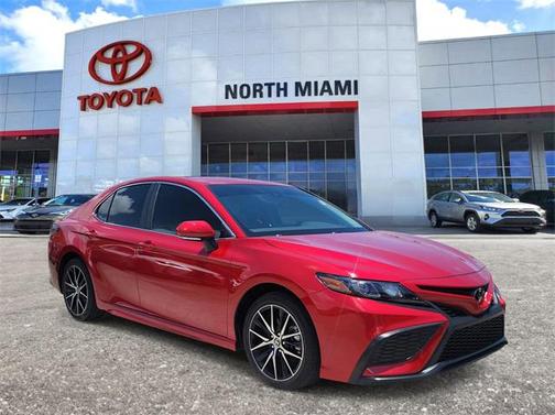 2024 Toyota Camry SE