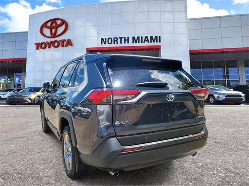 2024 Toyota RAV4 Hybrid LE