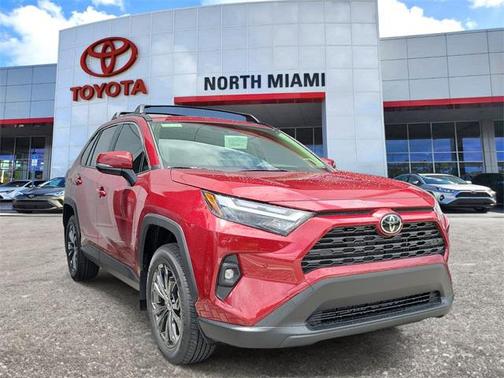 2025 Toyota RAV4 Hybrid XLE Premium