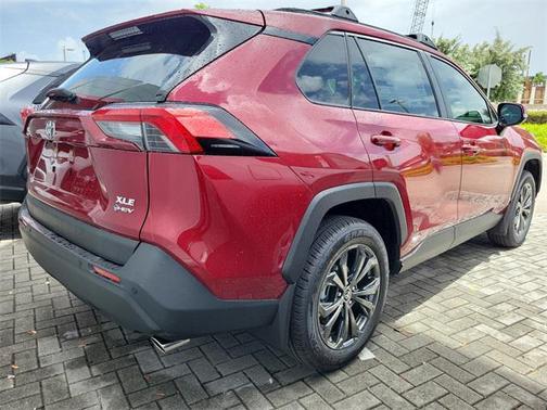 2025 Toyota RAV4 Hybrid XLE Premium